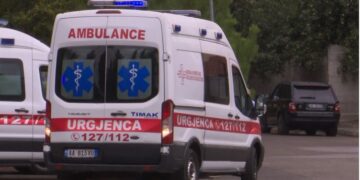 Aksident i rëndë në Tiranë, shoferi 26-vjeçar përplas për vdekje këmbësorin