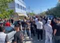 Banorët e Arapajt në Durrës ngrihen në protestë, studentja e policisë dhe vëllai i saj terrorizojnë banorët