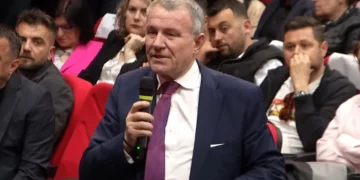 Ish-ministri Malaj në dëgjesën për Reformën Administrative: Ktheni komunat