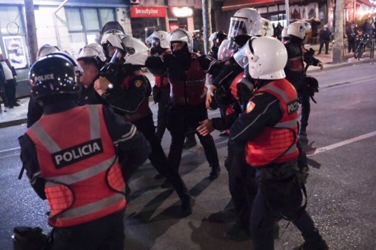 U arrestuan në protestën opozitare të 17 Prillit, Gjykata e Apelit liron nga qelia 5 të ndaluarit (Emrat)