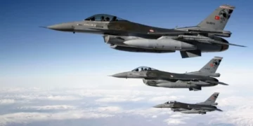 Tensione mes Greqisë dhe Turqisë, dy avionë ushtarakë turk futen në hapësirën ajrore të Athinës