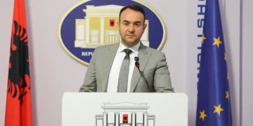 “9 vende të BE kërkojnë shpjegime”, Balliu për Raportin e Integrimit: Shqipëria po fundoset nga krimi dhe korrupsioni