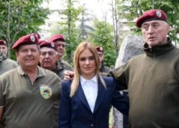 Luftuan edhe në Kosovë dhe u akuzuan për krime lufte, qeveria serbe financon veteranët e Beretave të Kuqe