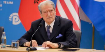 “Nëse Rama nuk vjen në interpelancë mos pranoni…”, Berisha porosi deputetëve një ditë para seancës