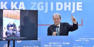 Berisha mbron Metën: Nuk ka përdorur kurrë në jetën e tij karta krediti! Monika po, të kushëririt të vet
