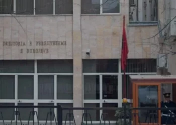 Pas kontrolleve nëpër qeli, largohen drejtorët e Burgjeve, ja emërimet e reja