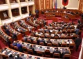 Prapaskenat e paktit PS-PD për rezolutën e anëtarësimit në BE, telefonata Balla-Bardhi në mesnatë