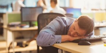 A janë shqiptarët “dembelë”? Studimi OECD: Produktiviteti i bizneseve shqiptare është sa 23-29% e BE-së