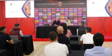 “Final Four”/ Takim me arbitrat në “Shtëpinë e Futbollit”, Presidenti Duka vlerëson rëndësinë e fazës finale