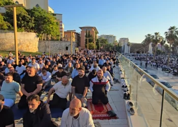 Nga Vlora në Shkodër, Korçë e Durrës! Besimtarët myslimanë festojnë Kurban Bajramin
