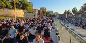 Nga Vlora në Shkodër, Korçë e Durrës! Besimtarët myslimanë festojnë Kurban Bajramin