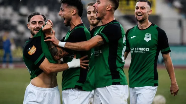 Elbasanit nuk i mjafton fitorja ndaj Vllaznisë, rrogozhinasit, kampionë për herë të tretë rresht