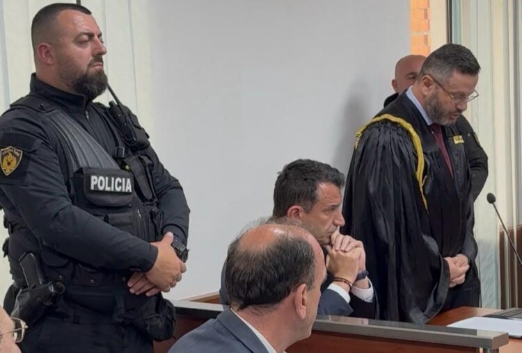 Erion Veliaj dorëzon rekursin në Gjykatën e Lartë, kërkon heqjen e masës “arrest në burg”