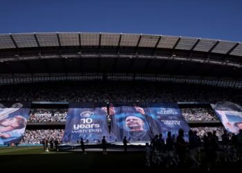 Disfatë në ditën e lamtumirës te Manchester City, tifozët homazh për Guardiolën, Bernardo Silvën dhe John Stones