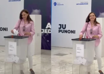 Në fletën e votimit është vetëm emri i Berishës, Jorida Tabaku këmben batuta me gazetarët: Ishte shkurt