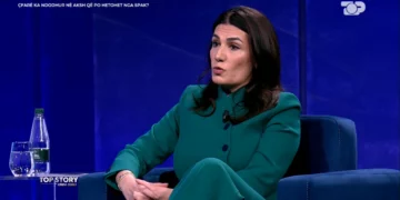 Karçanaj e AKSHI-t nis mbrojtjen nga akuzat: Tenderat i ka bërë zëvendësi im