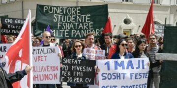 Protestë për 1 Majin në Prishtinë, sindikatat dalin në mbështetje të punëtorëve