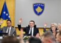 Në prag të zgjedhjeve të parahohshme në Kosovë, qeveria miraton pako të re për përballimin e inflacionit