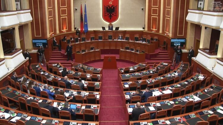 PS-PD bien dakord për Rregulloren, zbulohen pikat e negociuara
