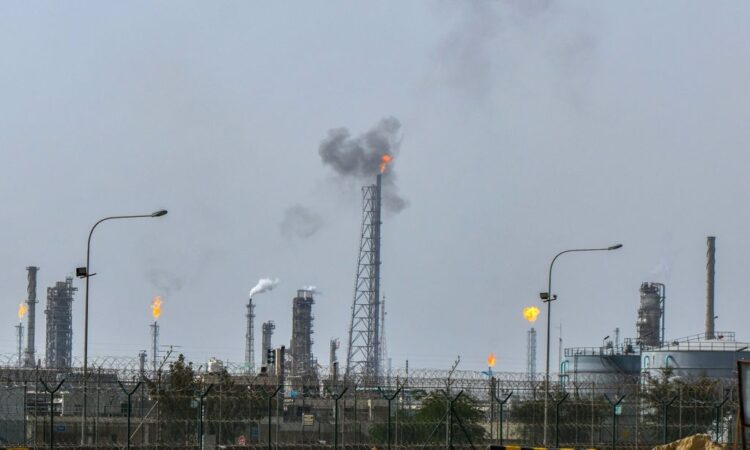 SHBA dhe Irani pranë një marrëveshje paqeje? Reagojnë tregjet globale, bie me 11% çmimi i naftës