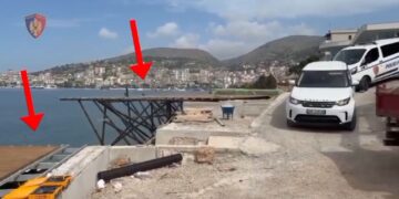 Ndërtim i paligjshëm në plazh! Arrestohen 8 persona në Sarandë, në kërkim pronarja e objektit