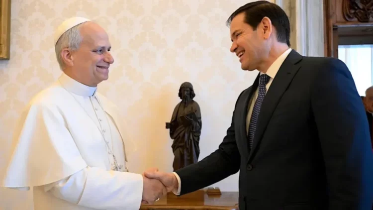 Marco Rubio në Vatikan, do të takohet me Papën për “të qetësuar gjakrat” pas sulmeve të Trump
