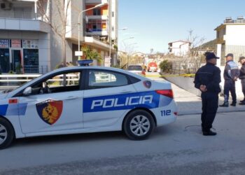 Tragjedi në Vlorë, i riu gjendet i varur në kullën e vrojtimit në Plazh