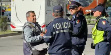 EMRI/ Aksident në Shkodër, përplasi për vdekje të moshuarin, arratiset