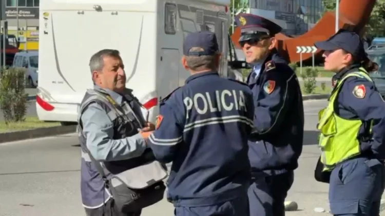 EMRI/ Aksident në Shkodër, përplasi për vdekje të moshuarin, arratiset
