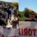 Banorët e Zvërnecit ngrihen në protestë: Prona jonë, e drejta jonë!