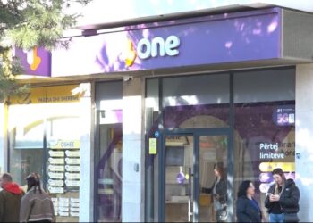 “ONE Albania” shtrenjton tarifat sipas “inflacionit”/ Autoriteti i Konkurrencës: Indeksimi, pjesë e hetimit
