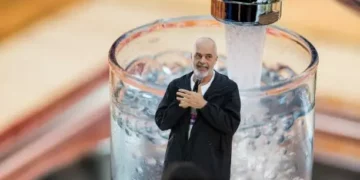 Shqipëria rreshtohet mes vendeve me ujin e pijshëm më pak të sigurt në Europë