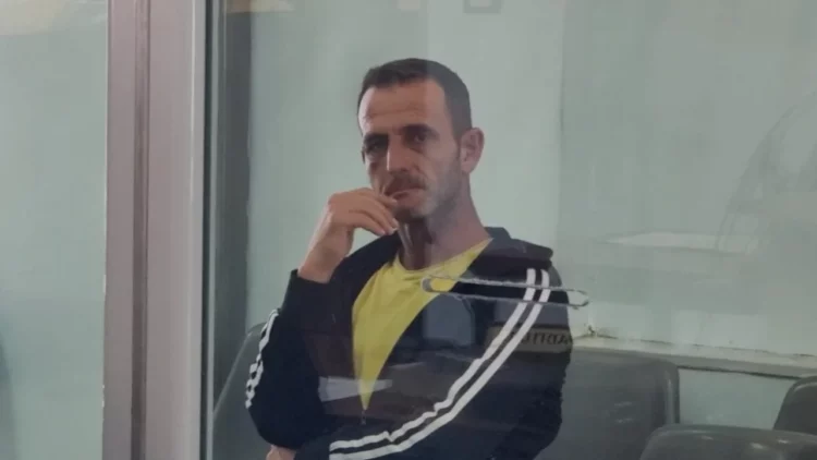 Përplasi makinën e policisë në Durrës nën efektin e alkoolit, lihet në burg 44-vjeçari