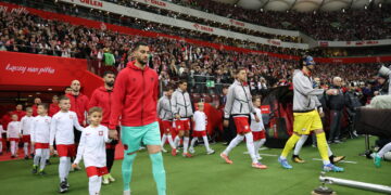 Paraqitjet e legjionarëve/ Dy shqiptarë shpallen kampion në Greqi, Ivan Balliu në finalen e Conference League