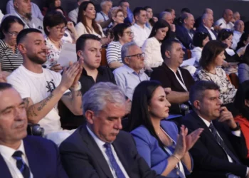 Nga Stresi, djali i Olldashit, te vajza e Nishanit dhe Azem Hajdari, ja kandidatët për Këshillin e ri Kombëtar të PD