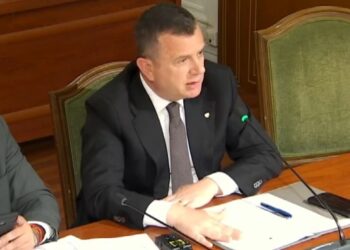Balla i kthehet opozitës: Ju dashnorët e Bashkimit Evropian, luteni që Shqipëria të mos integrohet në BE