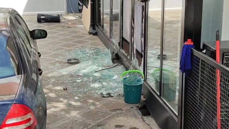 Tritoli në Tiranë! Lokali në pronësi të babait të vëllezërve Lika që plagosën policin Kumaraku