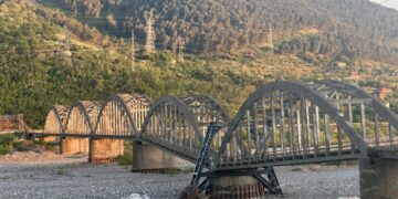 Kërkohet ndërhyrje urgjente në “Urën e Zogut, në listën e 7 monumenteve më të rrezikuara në Europë