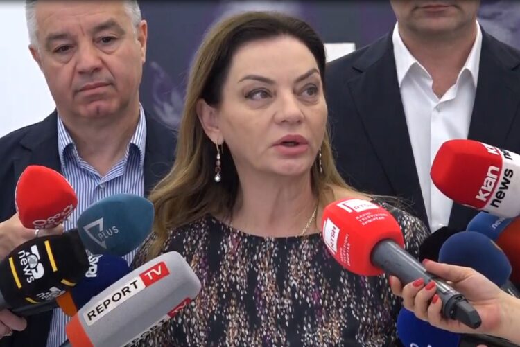 Sa kanë votuar në 3 orët e para të Referendumit për Berishën? PD publikon shifrat dhe numrin e votuesve