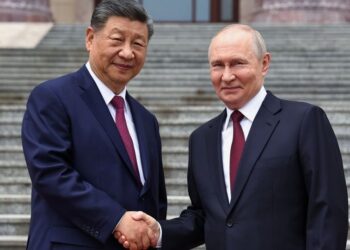 “Bota rrezikon të kthehet te ligji i xhunglës”, Xi kritikon Trumpin gjatë takimit me Putin në Pekin
