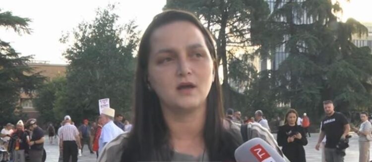 Luçjana Kokaj: Grupi koordinues i protestës ka 40 veta, Dritan Goxhajn e zgjodhëm ne për të lexuar ‘ultimatumet’