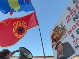 Protesta e “flamingove”/ Organizata e Veteranëve të UÇK: Mos i përdorni simbolet tona për qëllime politike