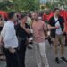 Gjashtë politikanë europianë i bashkohen protestës para Kryeministrisë