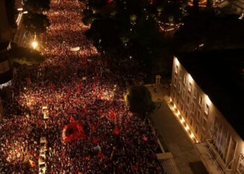 “Nuk janë të nxitur nga Irani apo algoritmet”/ Ditmir Bushati “godet” Ramën