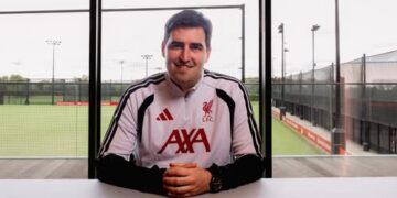 Pasuesi i Slot, Liverpool zyrtarizon trajnerin e ri