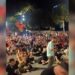 Protestuesit ulen këmbëkryq në Bulevard, thërrasin në kor: Shqipëri e re, Revolucion
