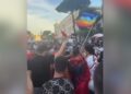 Protestuesit i ulin të riut flamurin e LGBTQI+, Rama i kritikon