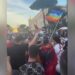 Protestuesit i ulin të riut flamurin e LGBTQI+, Rama i kritikon