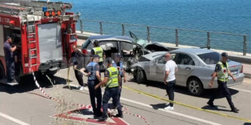 Humb jetën një grua, plagosen katër persona nga përplasja e makinave në Pogradec