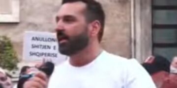 Ish-kandidati për deputet i ‘Nisma Shqipëria Bashkë’: Kur diaspora gjobitet, Shqipëria ngrihet